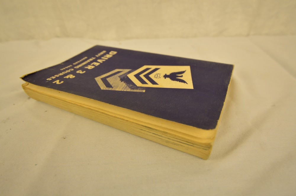 U.S. Navy Navpers 10640 Driver 3 & 2 Basic Training Book 1951 Edition 8" x 5"