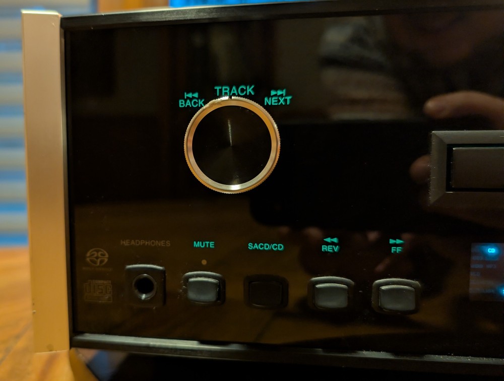 McIntosh MCD201 SACD Player EXCELLENT CONDITION