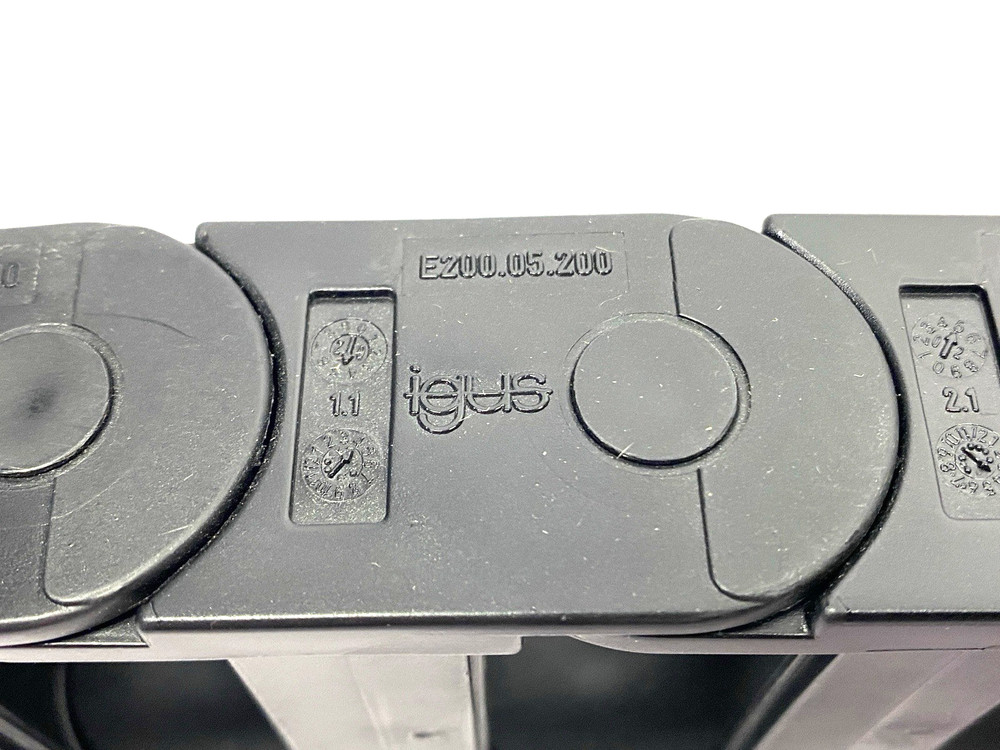 Igus E200.05.200 E-Chain Assembly 24-Links 3' Length