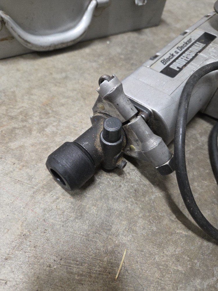 BLACK & DECKER PROFESSIONAL MACHO 2 ROTARY HAMMER DRILL Tested