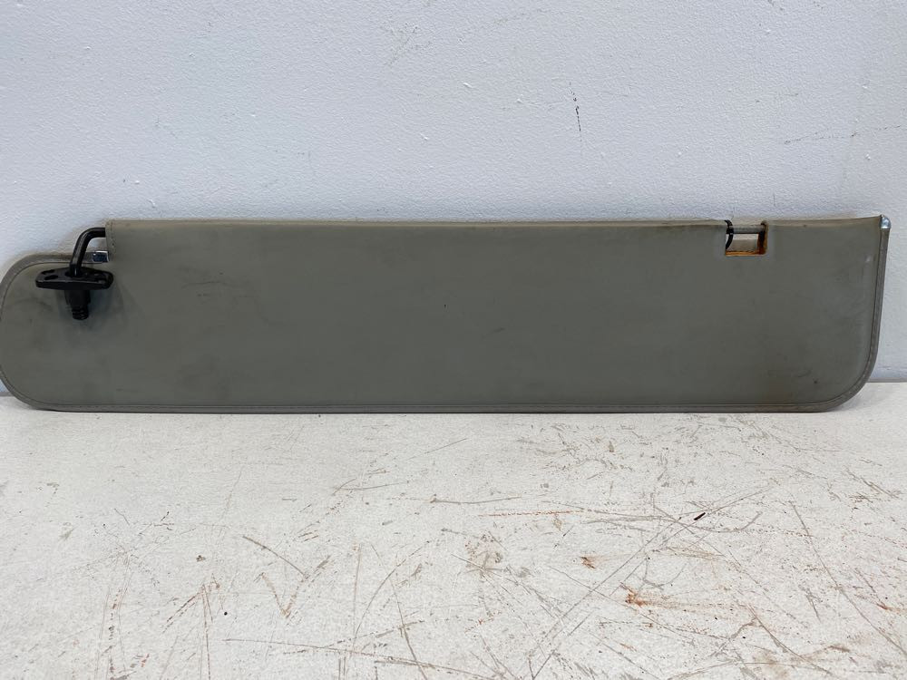 Freightliner Columbia Visor (654-10560)