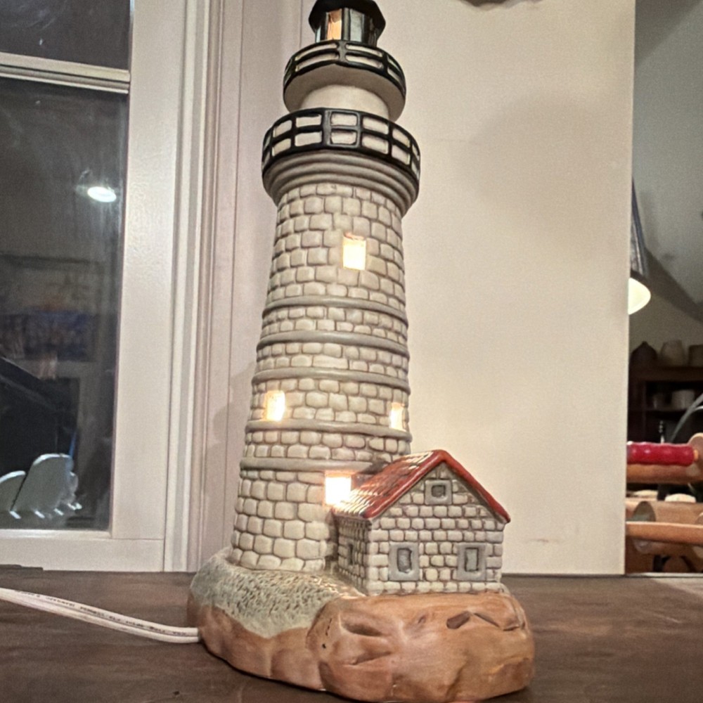 Lefton 1992 Ceramic Nautical Lighthouse Electric Lamp