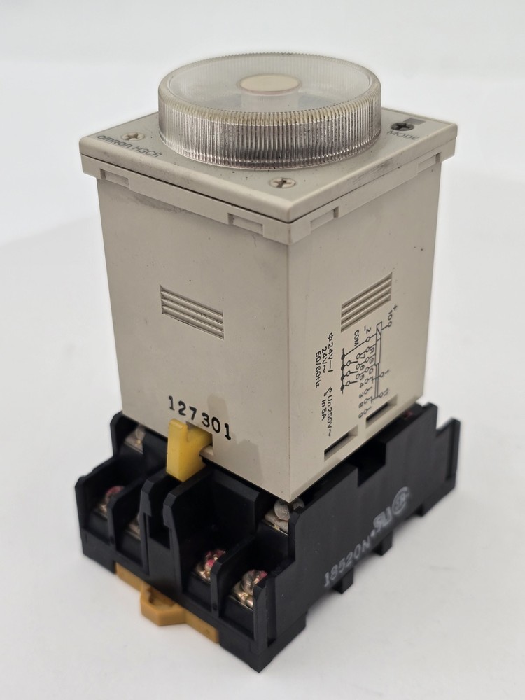 Omron H3CR-A 24VDC Solid State Multifunctonal Timer Contact 5A 250V 2-M4X30 Base