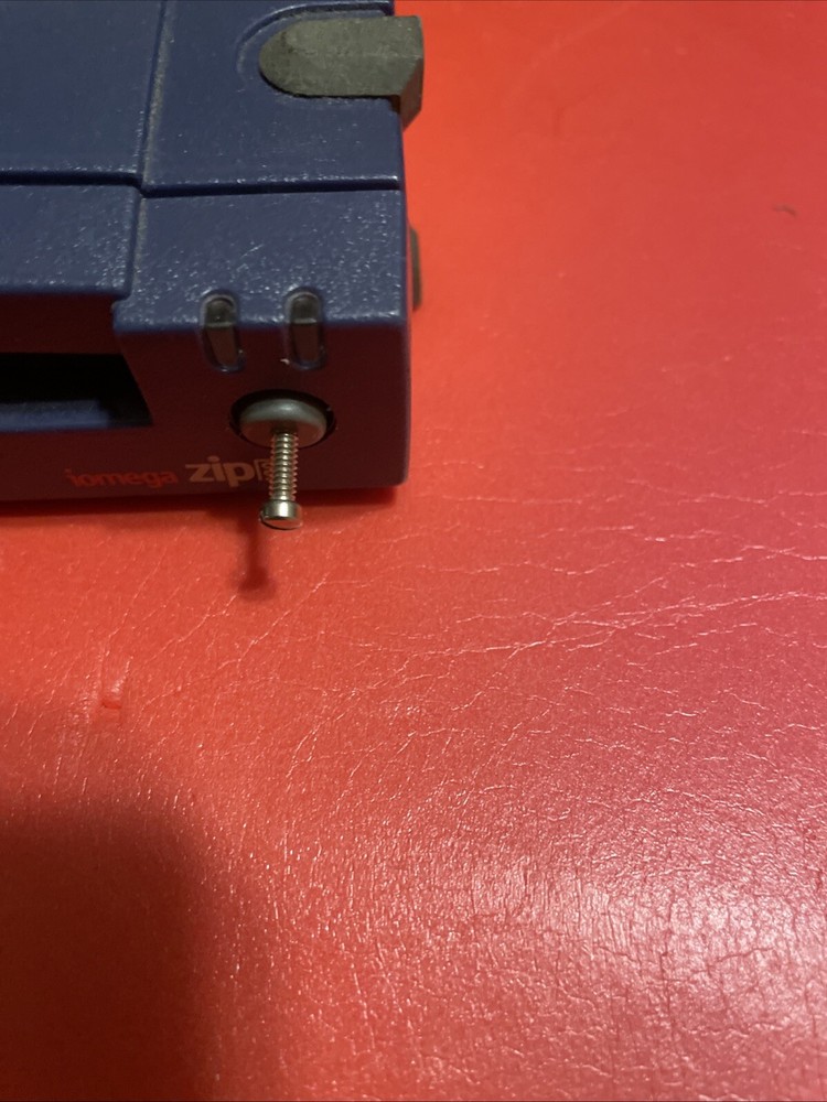 iOmega Zip Drive 100MB Z100P2 Parallel Port with Cable & Ac Adapter - UNTESTED