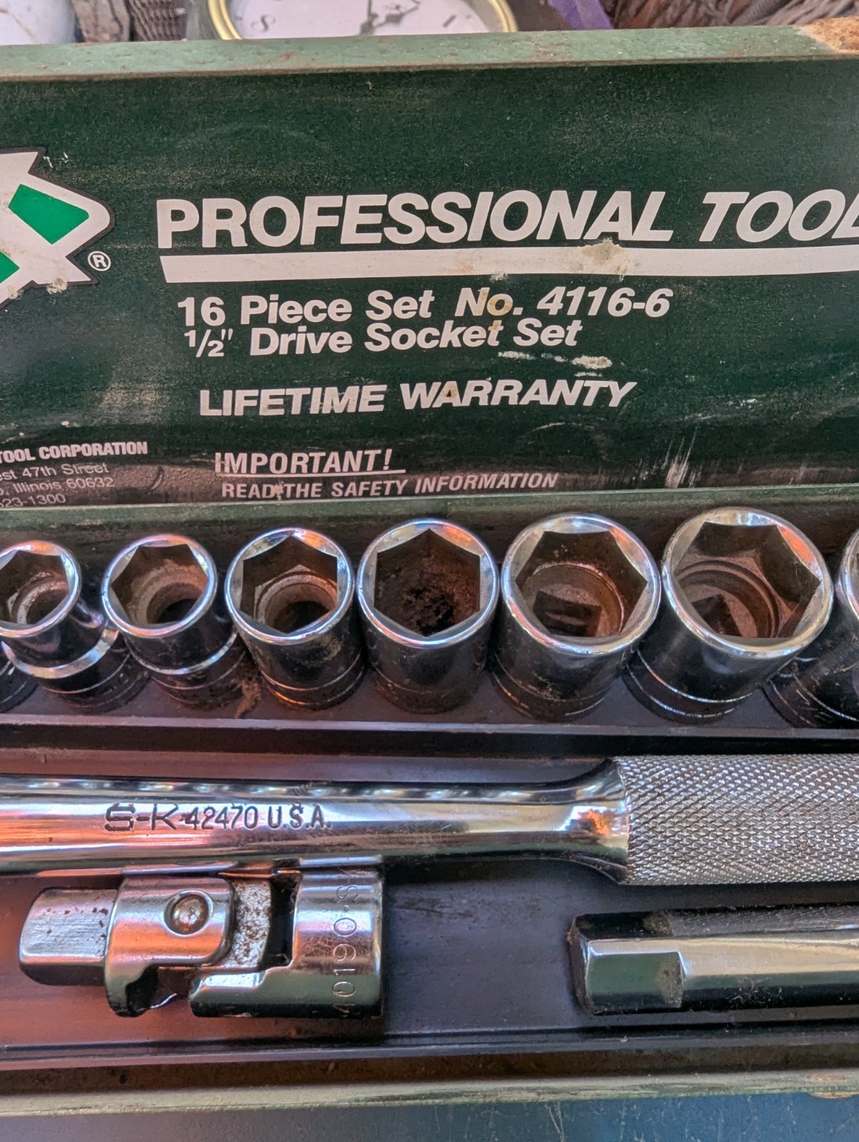 Vintage S-K 1/2" Drive 6 Pt. Socket Set #4116 7/16"-1 -1/4" Ratchet & Universal