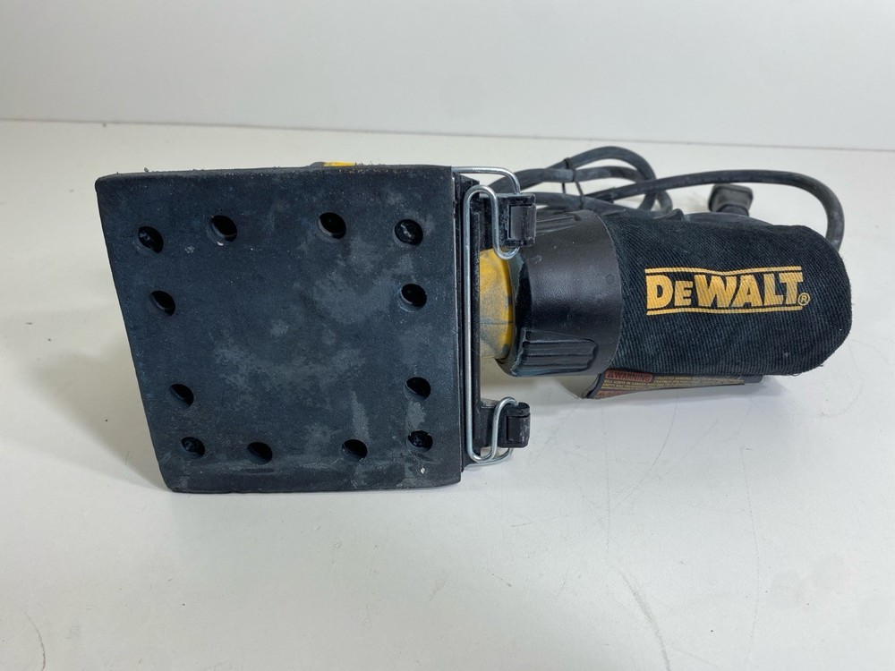 DEWALT DWE6411 (P25019290)