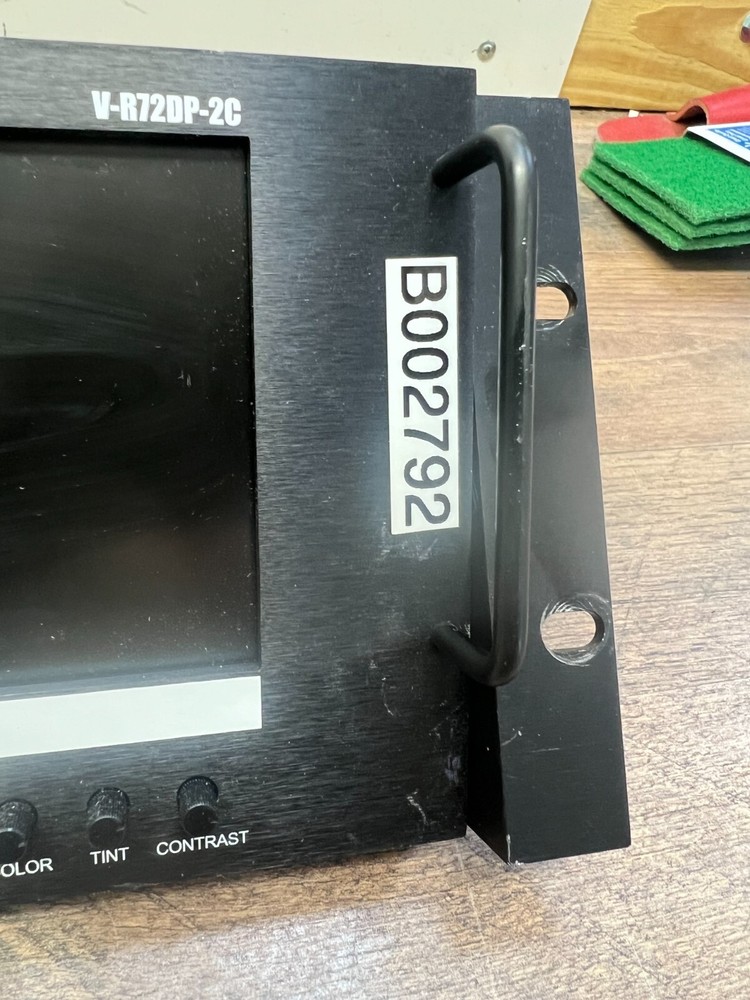 Marshall Electronics V-R72DP-2C Dual 7" LCD Monitors no power source