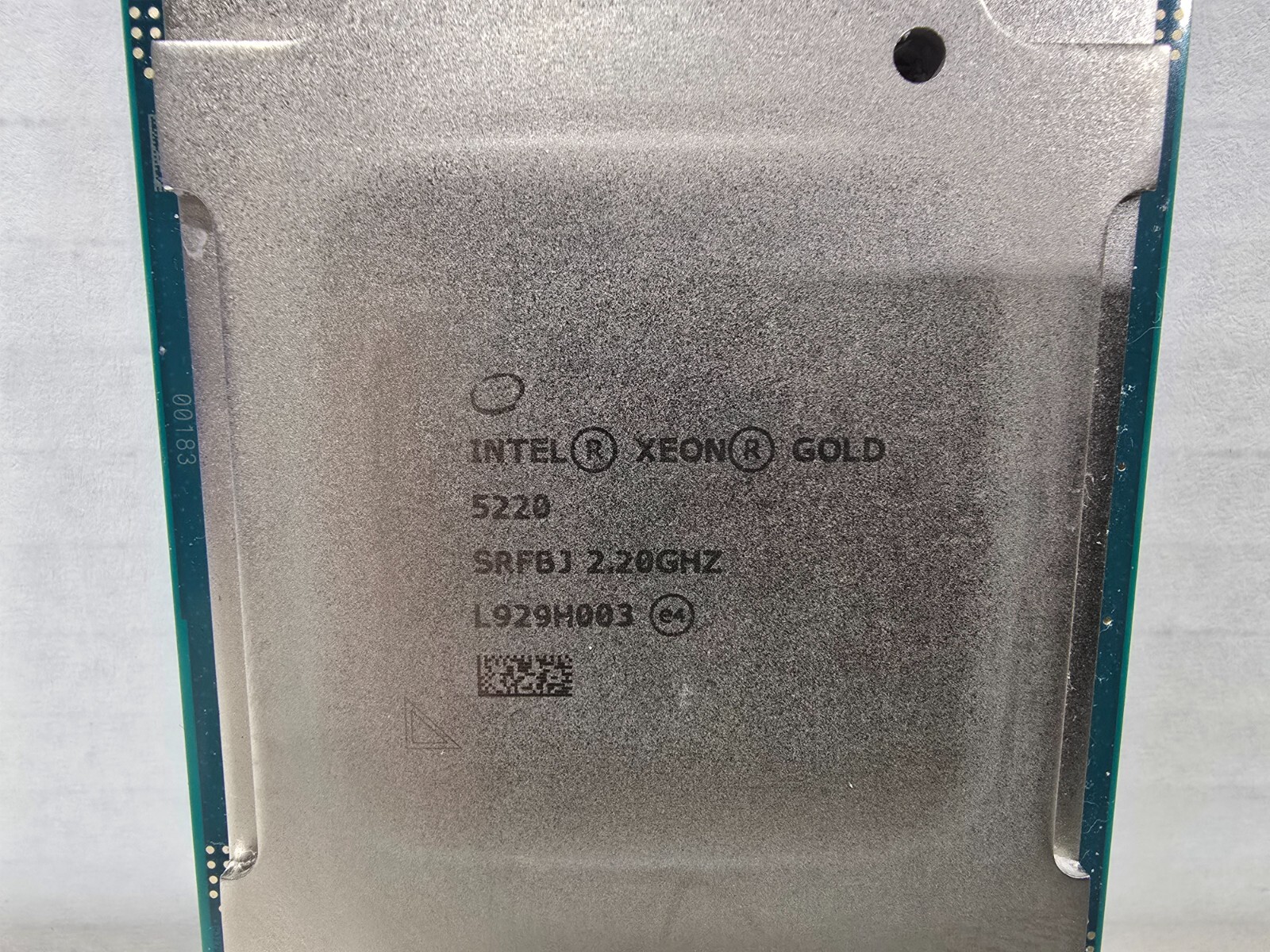 Intel Xeon Gold 5220 18 Core Server Processor CPU SRFBJ 2.2 GHz FCLGA3647