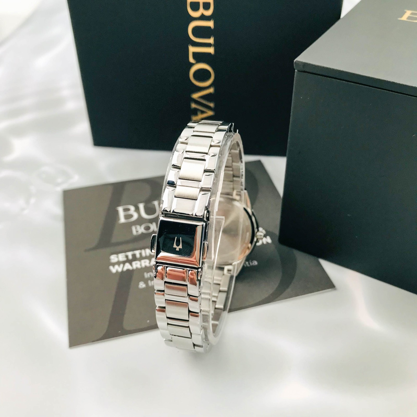 Bulova Classic 96P250 Sutton 11 Diamonds Blue Dial Women's Quartz Watch 28mm