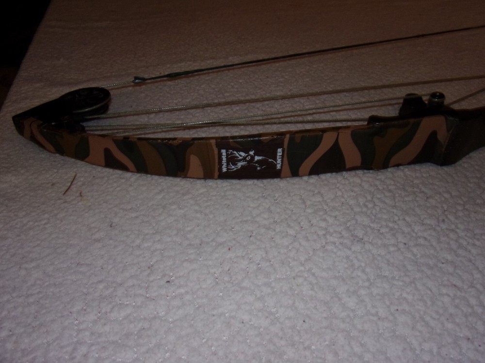 Vintage Bear Whitetail Hunter Compound Bow