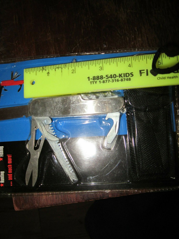 18 IN 1 MULTI-FUNCTION ARMY KNIFE WITH CARRYING CASE