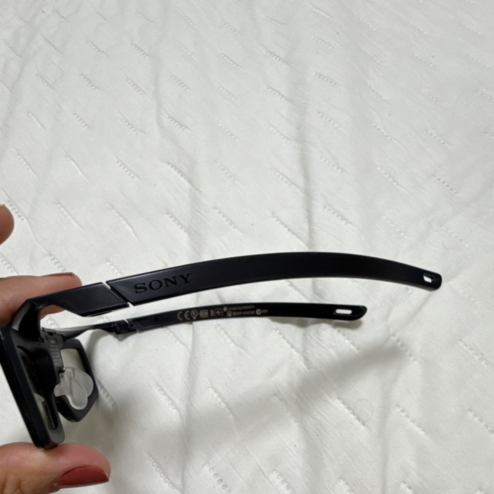 Sony TDG-BT400A Active 3D Glasses Black – 3D Viewing, Model TDG-BT400A