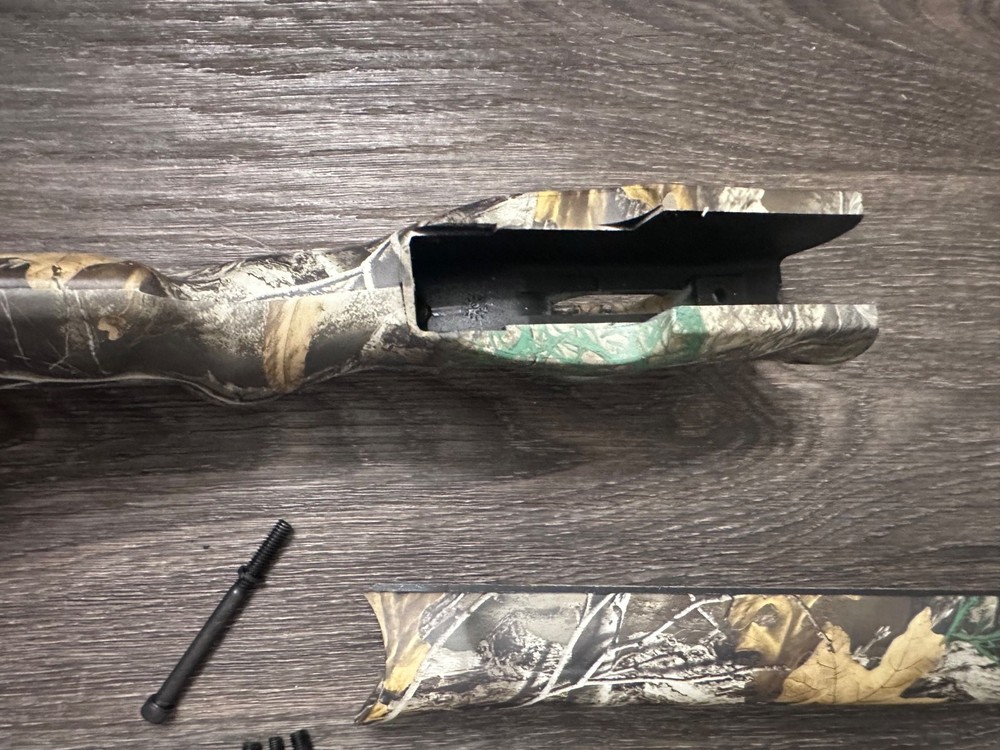 THOMPSON CENTER .50 CAL IMPACT MUZZLELOADER STOCK ASSEMBLY CAMO