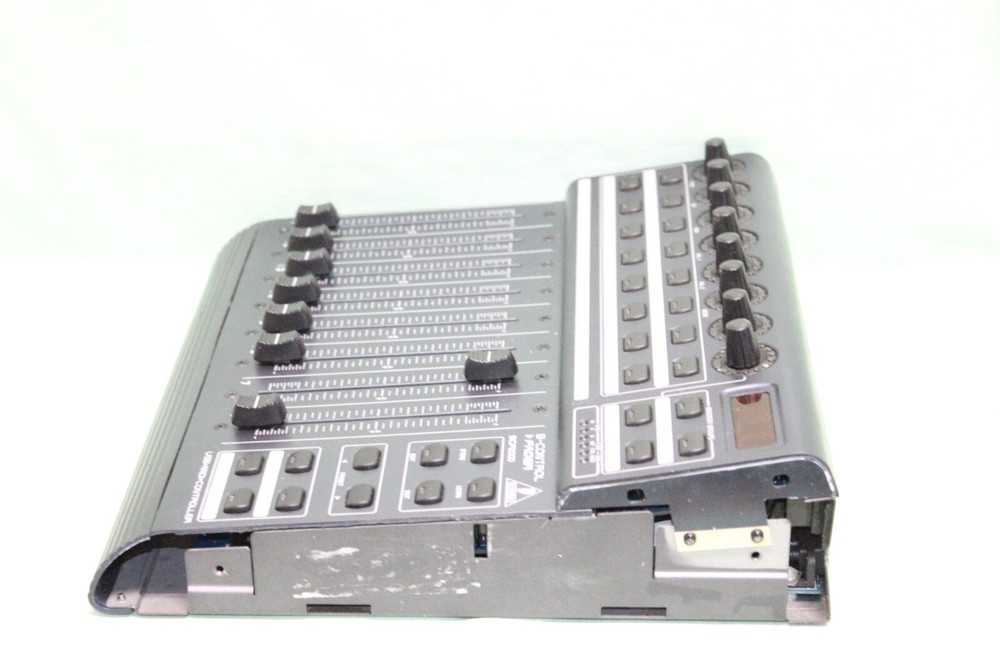 Behringer B-Control BCF2000 USB MIDI DAW Fader Controller NOT TESTED