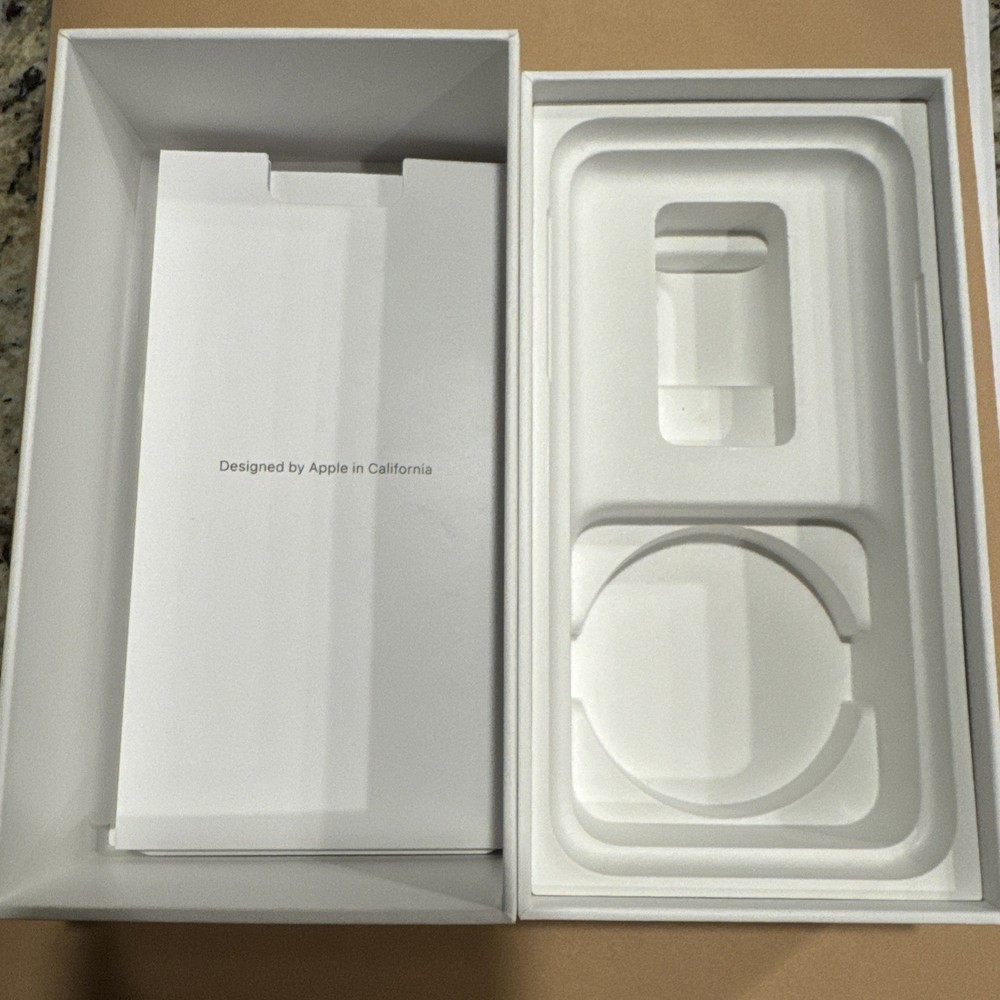 Apple iPhone XS Silver 64GB A1920 BOX ONLY