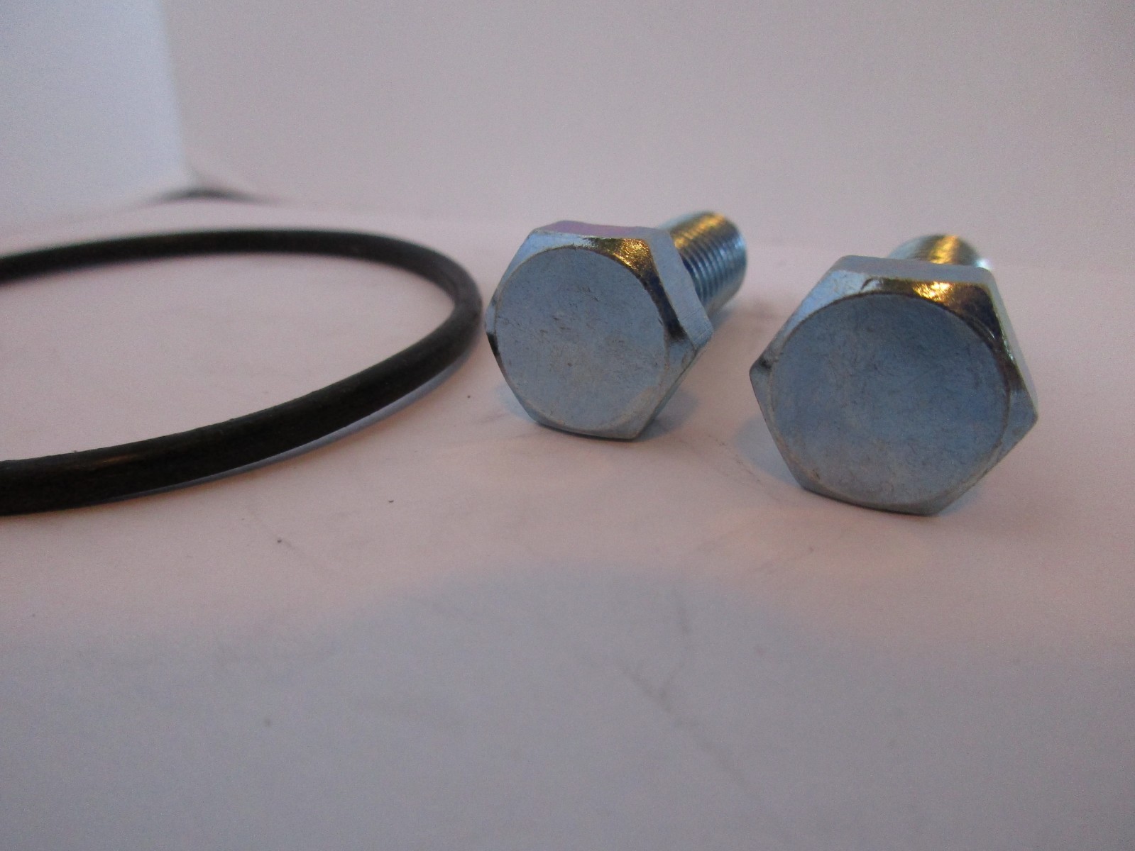 SBC BBC Chevy 15deg CHROME WATER NECK THERMOSTAT HOUSING WITH TEMP PORT #9468