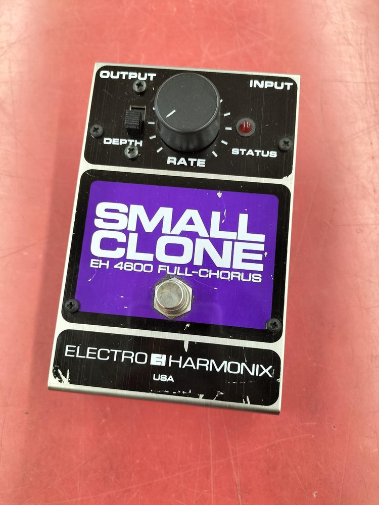 Electro Harmonix Small Clone Eh 4600 Analog Chorus