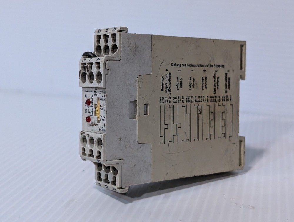 Dold MK7855.81/024 Multi-Function Time Delay Relay, 220VAC, .25SEC-640SEC