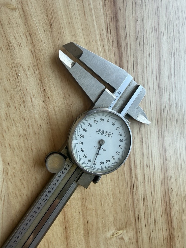 Fowler dial caliper