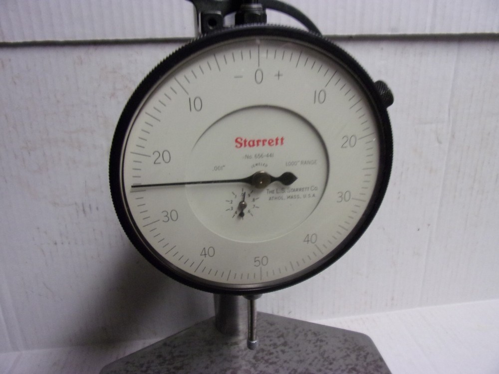 STARRETT #653 Dial Comparator. Cast Iron Base. W/656-441 Indicator used