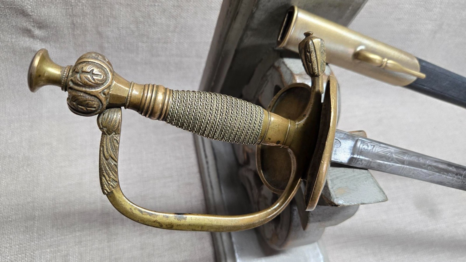 IMPERIAL GERMANY / PRUSSIAN ENGRAVED OFFICER’S COURT SWORD - PRE WW1 - 1800'S