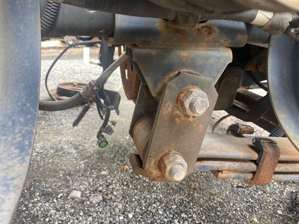 Front Leaf & Springs N/A Used P-12211