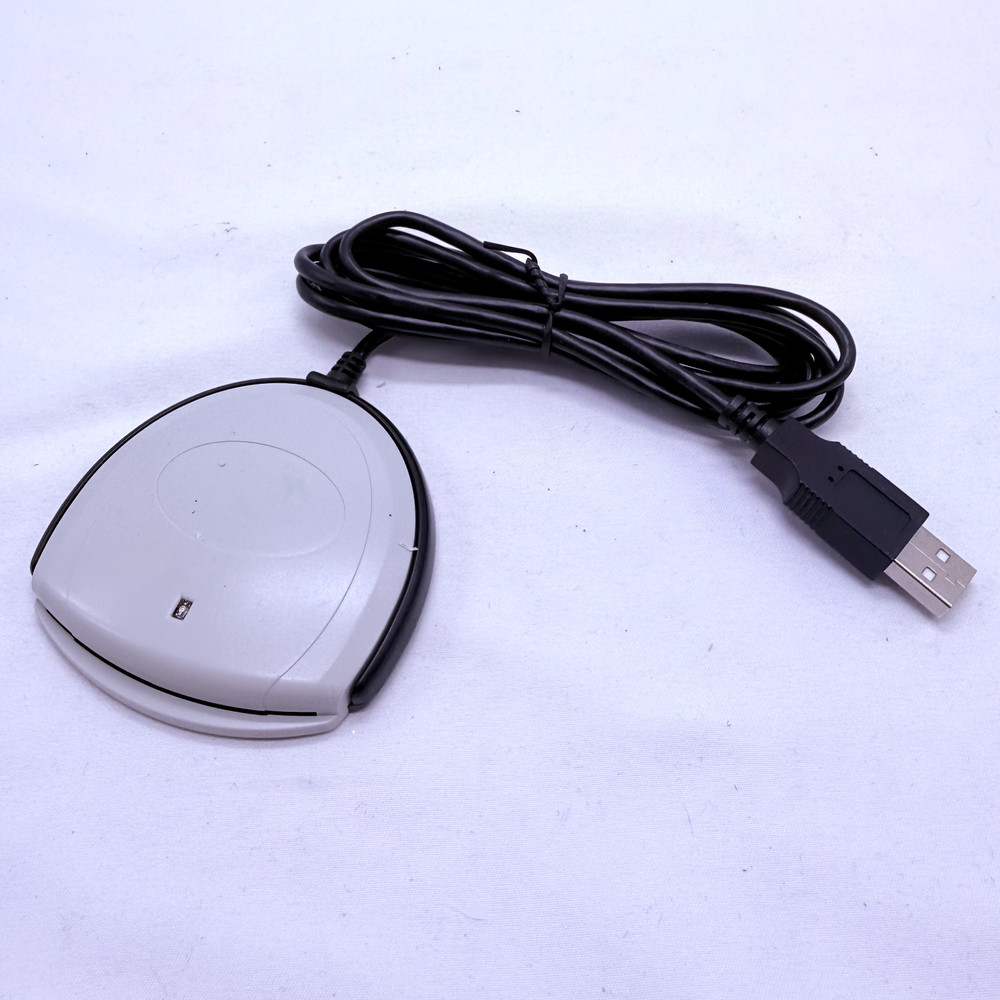 Identiv SCR3310 V2 USB Smart Card Reader for Computer SmartOS - Black/Gray