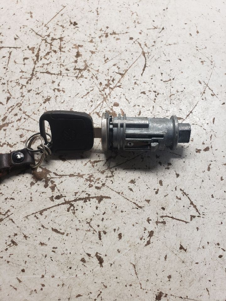 Ignition Switch Fits 2005-2007 LIBERTY OEM