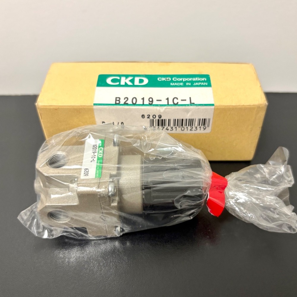 CKD B2019-1C-L Pneumatic Compact Regulator (New w/ Box)
