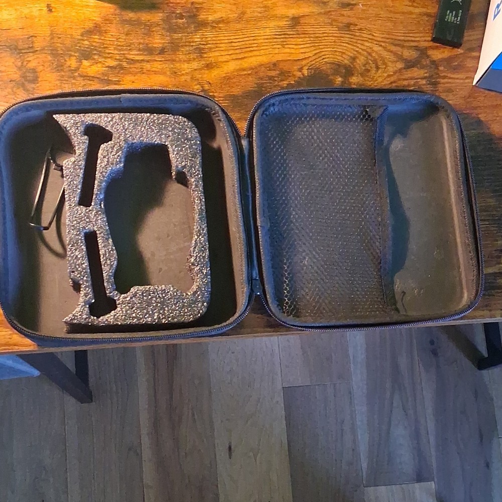 RADCL0 Foldable Quadcopter Drone HD Camera, Controller, 2 Batteries, Carry Case