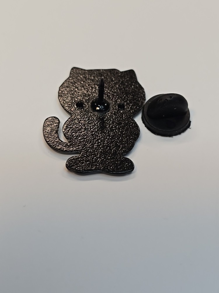 Heathcliff Cat Cartoon Character Lapel Pin