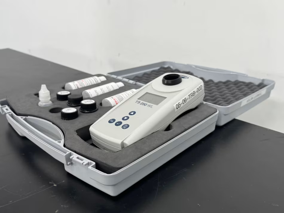 TB250 WL – Compact Lovibond® White Light Turbidity Meter