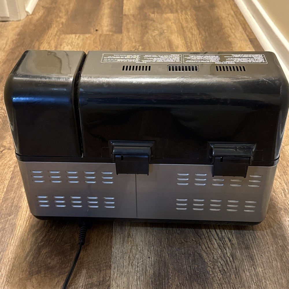 Zojirushi Bread Machine BB-CEC20 Home Bakery Supreme Breadmaker Black