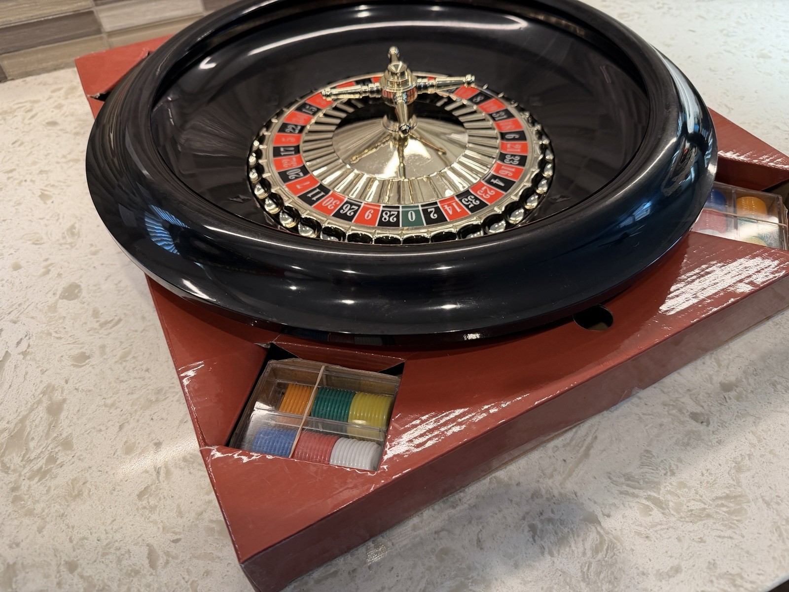 16 Inch Roulette Wheel Game Set with Game Layout, Mini Chips, Rake