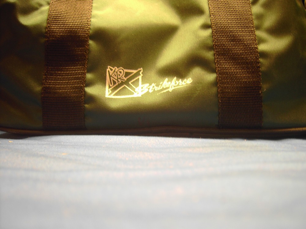 TOOL KIT KR Strikeforce Bowling Bag with Strap