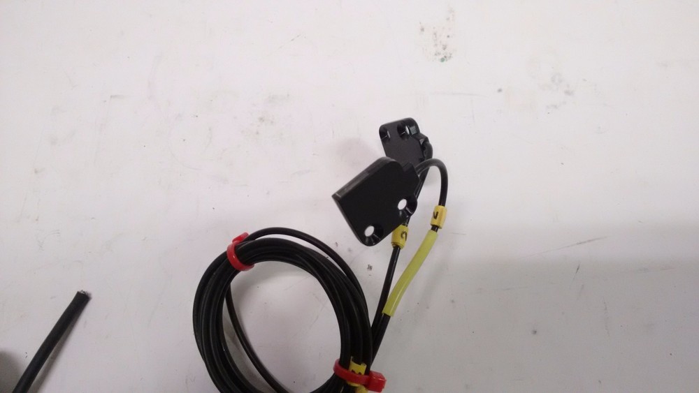 Keyence FS-V1P Fiber Optic Sensor Amplifier