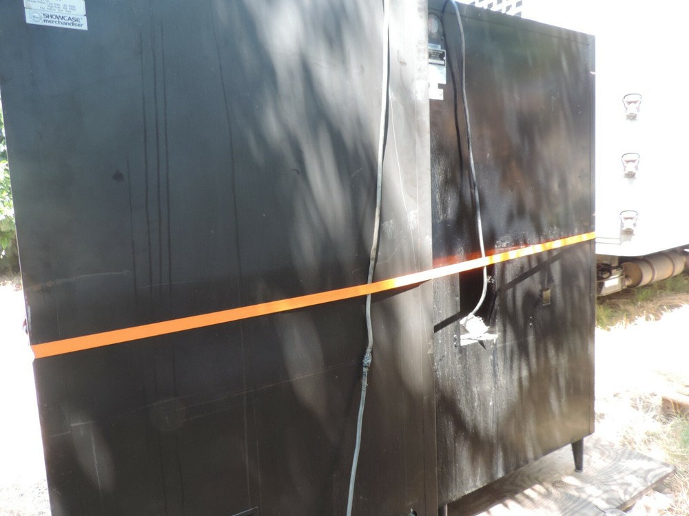 VENDING COLD DISPENSING MACHINE