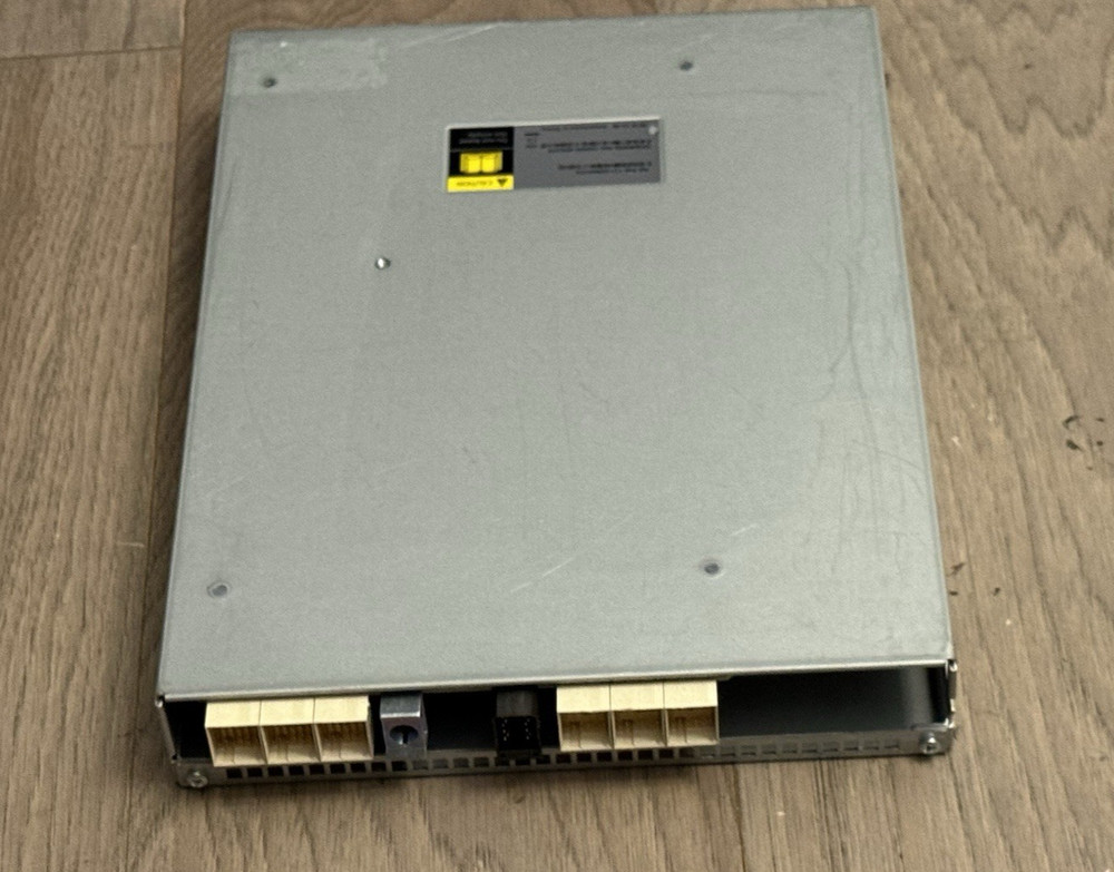 NetApp IOM12 SAS 12Gbps Storage Controller 111-02850+C4 NICE!