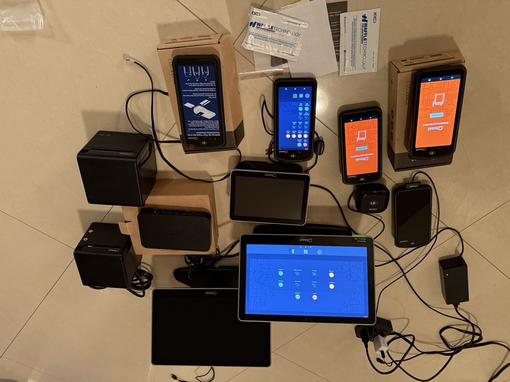 Toast POS Go System Computer - MPN: TG200 POS System