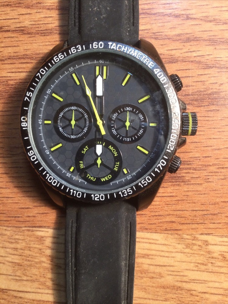 Tachometer 400 Not Tested Watch
