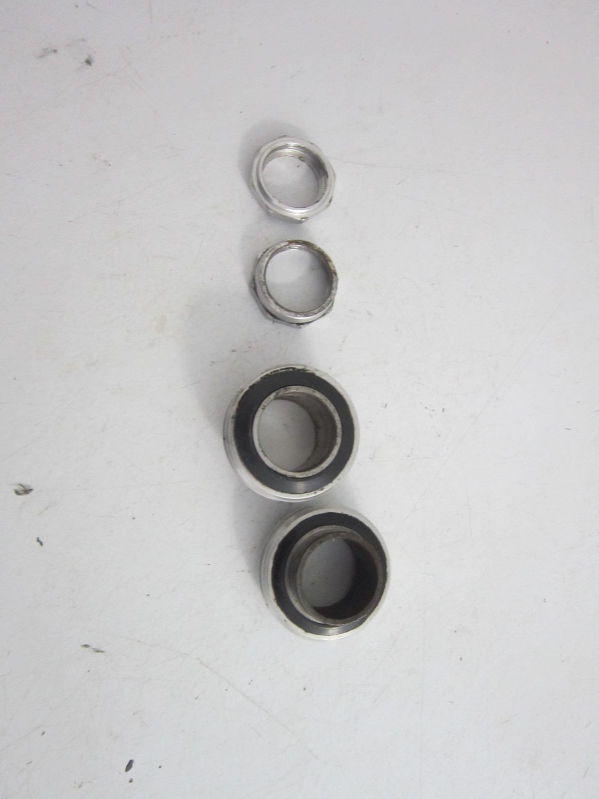 Avocet 1" threaded sealed bearing headset