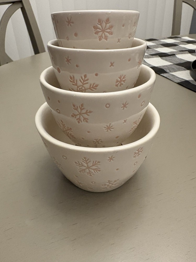 Rae Dunn Pink Snowflake Measuring Cup Set