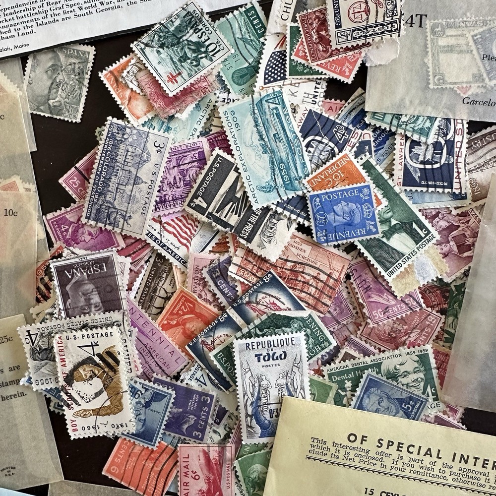 The World United States & Foreign Postage Stamp Album 1938 + Variety Stamp Lot