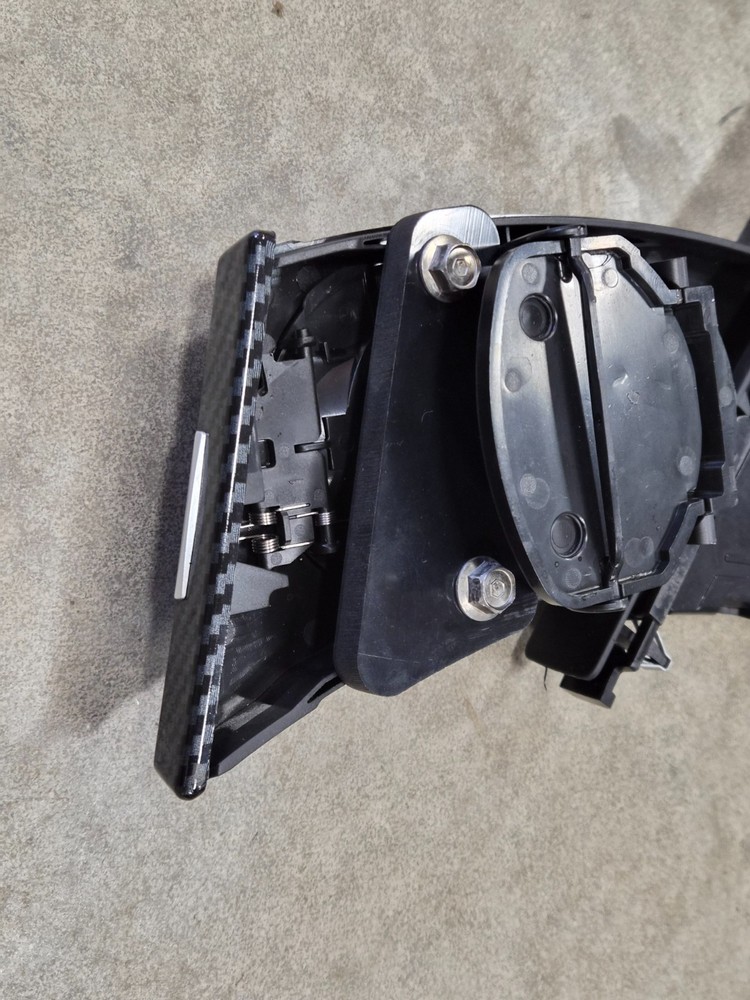 Garmin Catalyst mount for BMW 3 series E9X E90 E91 E92 E93