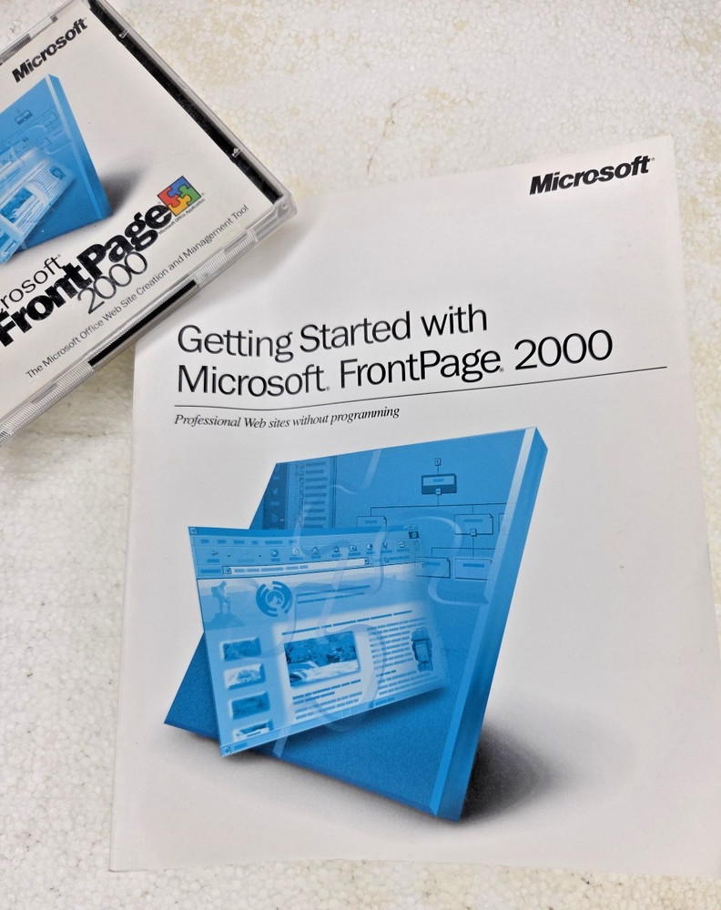 UPGRADE - Microsoft FrontPage 2000 UPGRADE (2-CD Set)
