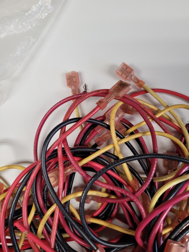 Fast-On Wire Connections Lot as Pictured