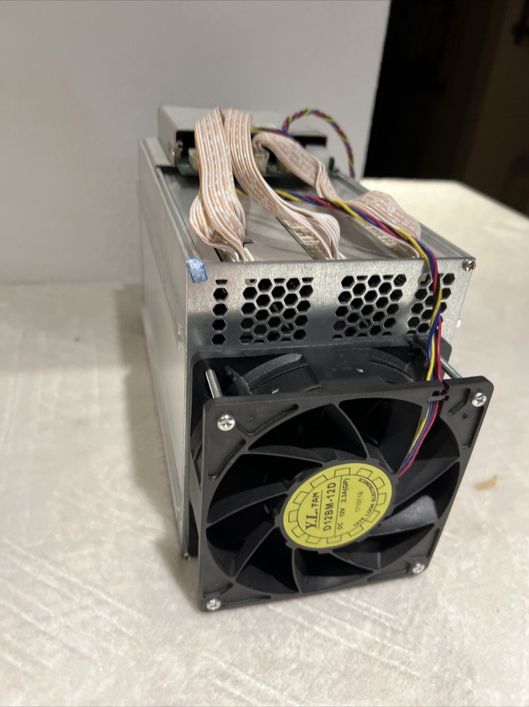 Bitmain Antminer D3 19.3Gh Mining X11 Algorithm (USA Seller) (Lightly Used)