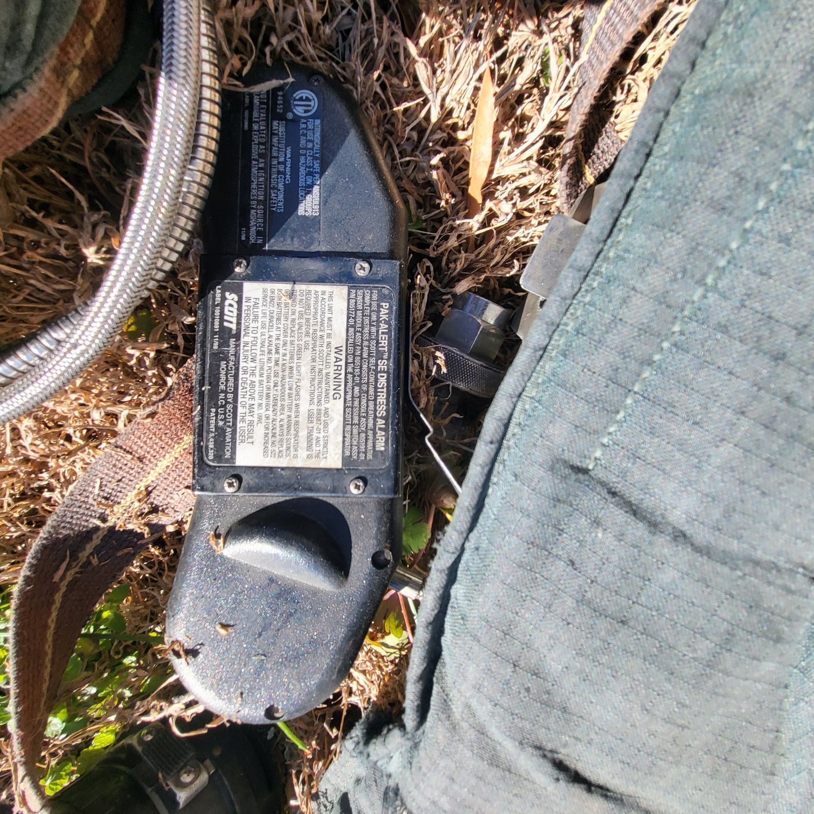 SCOTT 4.5 / 2.2 SCBA Firefighter Air Pack Harness Untested For Parts / AS-IS