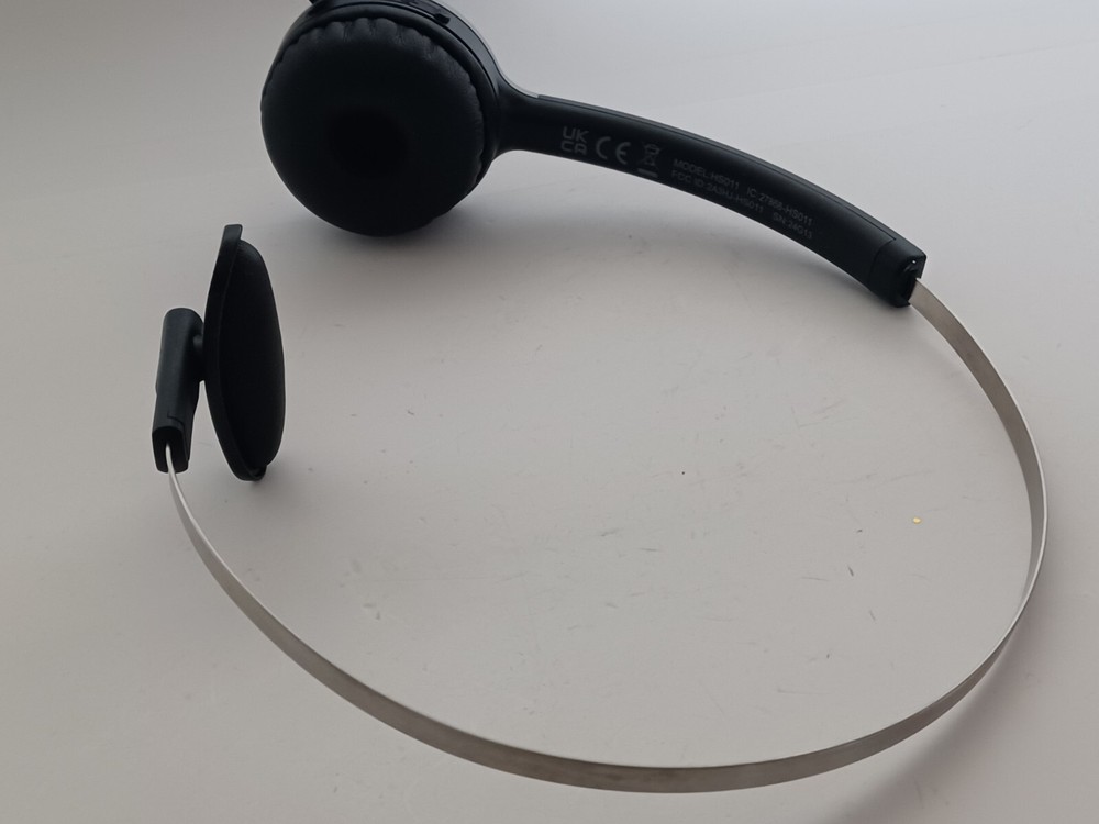 Wireless Headset HS011 with Microphone for PC -Replacement ONLY!