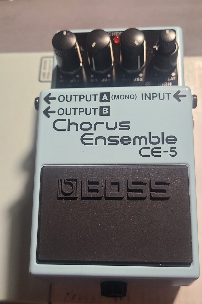 BOSS CE-5 Chorus Ensemble